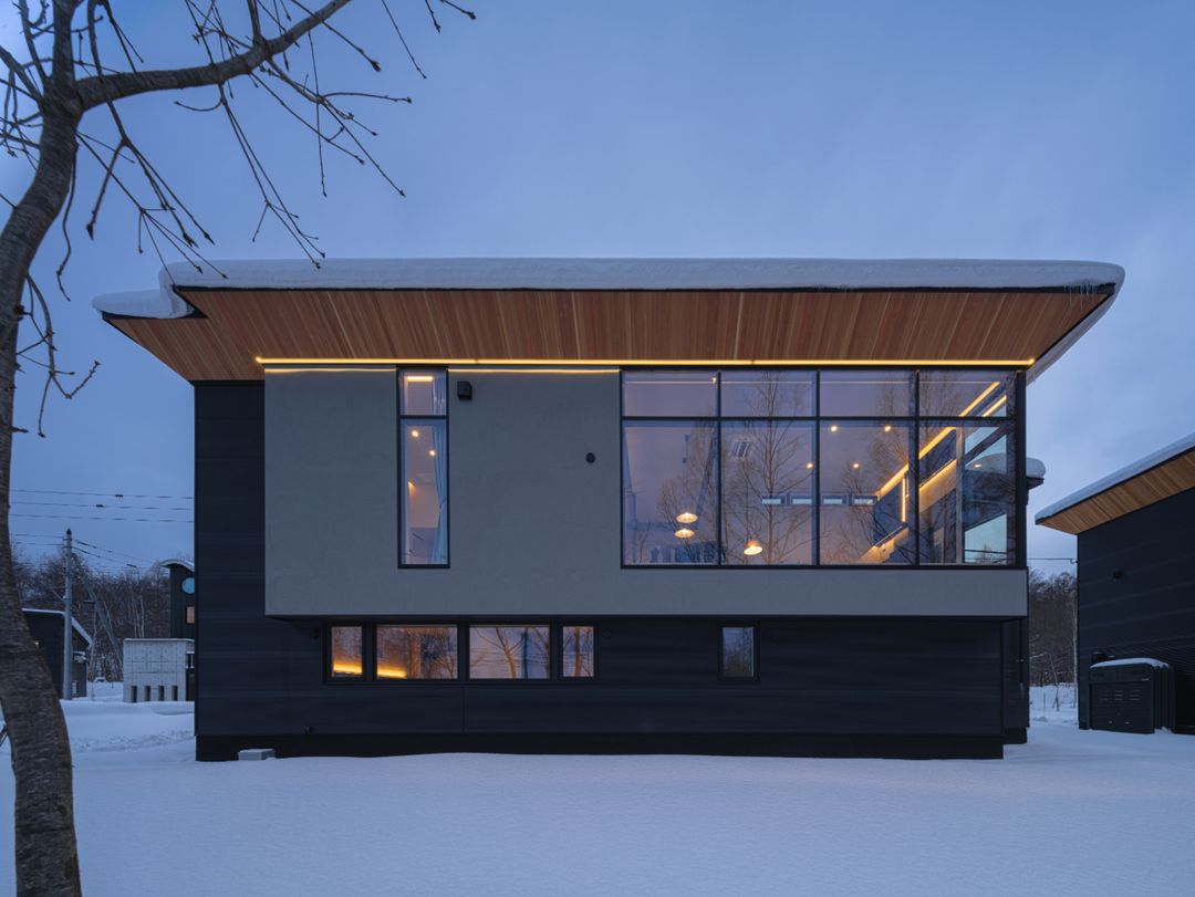 Suisetsu Villa B Luxury Ski Home in Niseko, Hokkaido - Thumbnail 2