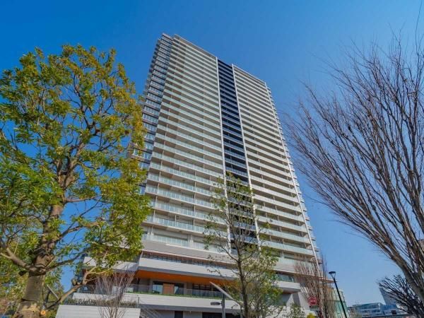 2LDK Apartment in Edogawa-ku, Tokyo for Sale - Thumbnail 3