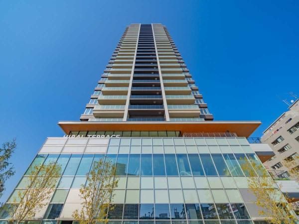 2LDK Apartment in Edogawa-ku, Tokyo for Sale - Thumbnail 2