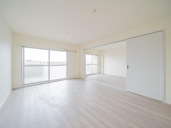 Renovated 3LDK Apartment in Minami-Yawata, Ichikawa - Thumbnail 3