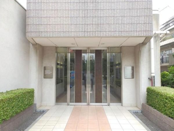 2LDK Renovated Apartment in Higashi-Oi, Shinagawa - Thumbnail 2