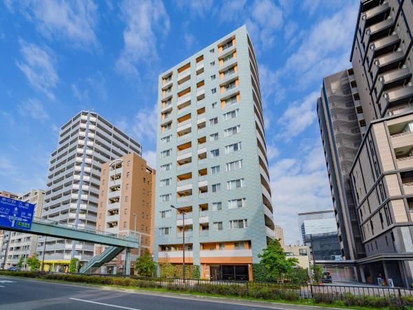 Renovated 1LDK Apartment for Sale in Meguro, Tokyo - Image 1