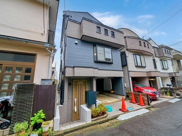 Renovated 3LDK House in Setagaya, Tokyo - 100m2 - Thumbnail 4