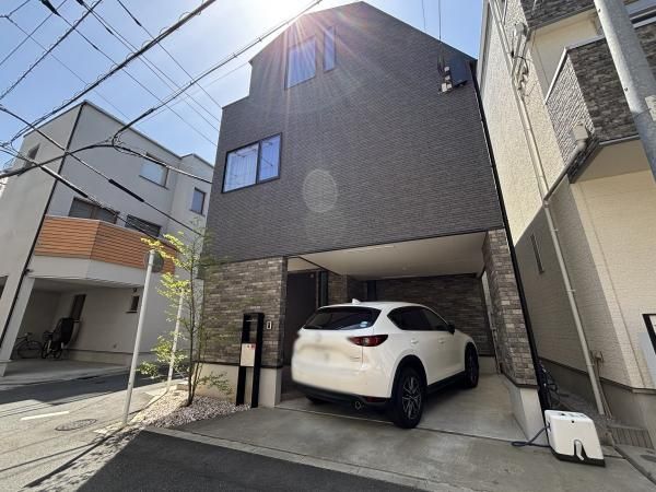 2LDK+S Custom-Built House in Meguro-ku, Tokyo - Thumbnail 4