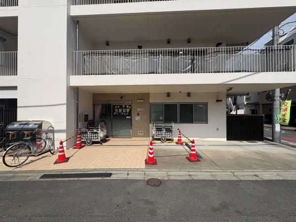 3LDK Apartment for Sale in Kawasaki, Kanagawa - Image 1
