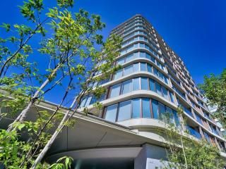 PROUD Daikanyama Front 2LDK Apartment for Sale in Shibuya, Tokyo - Thumbnail 3