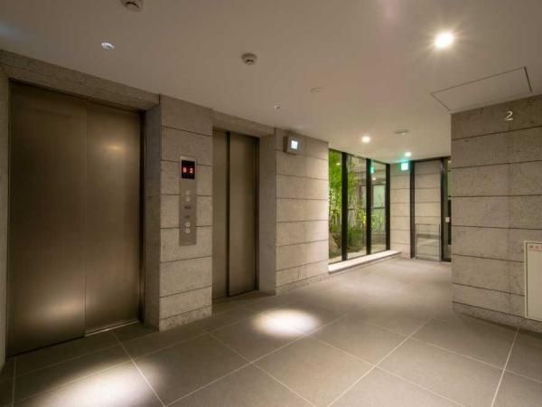 2LDK Apartment for Sale in Shinjuku, Tokyo - GEO Yotsuya Arakicho - Thumbnail 4