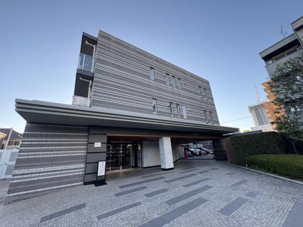 4LDK Apartment for Sale in Ichikawa, Chiba Near Ichikawa Station - Thumbnail 3