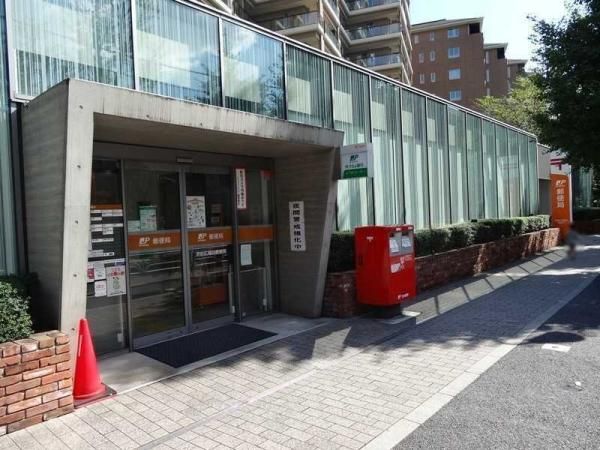 3LDK Apartment for Sale in Minami Aoyama, Minato-ku, Tokyo - Thumbnail 3