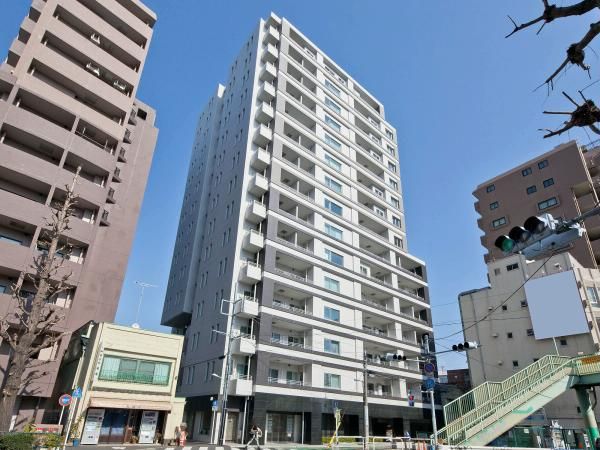 The Park House Shinjuku Gyoen West - 15-Story Apartment in Shibuya - Thumbnail 2