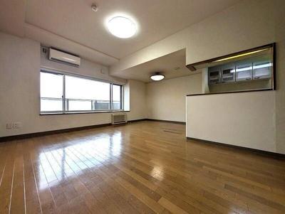 3LDK Apartment for Sale in Higashi-ku, Sapporo — Interior, Higashi, Hokkaido