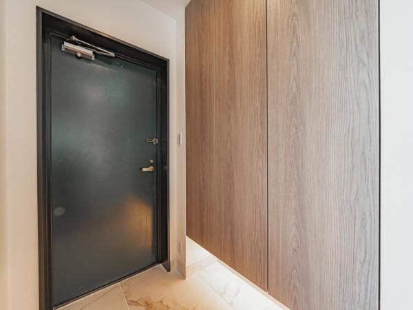 2LDK Renovated Apartment in Chiyoda, Tokyo - Thumbnail 2