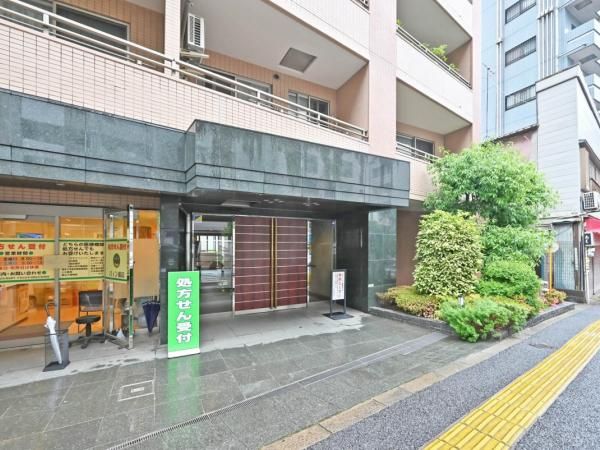 Renovated 2LDK Apartment in Honkomagome, Bunkyo, Tokyo - Thumbnail 4