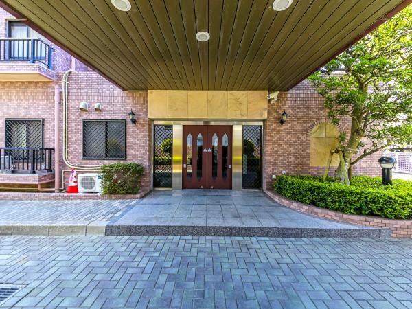 2LDK Apartment for Sale in Funabashi, Chiba - Thumbnail 2