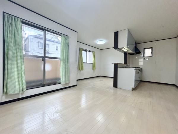 5LDK Detached House in Sekime, Joto Ward, Osaka - Thumbnail 3