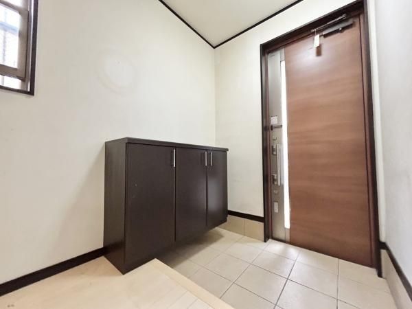 5LDK Detached House in Sekime, Joto Ward, Osaka - Thumbnail 2