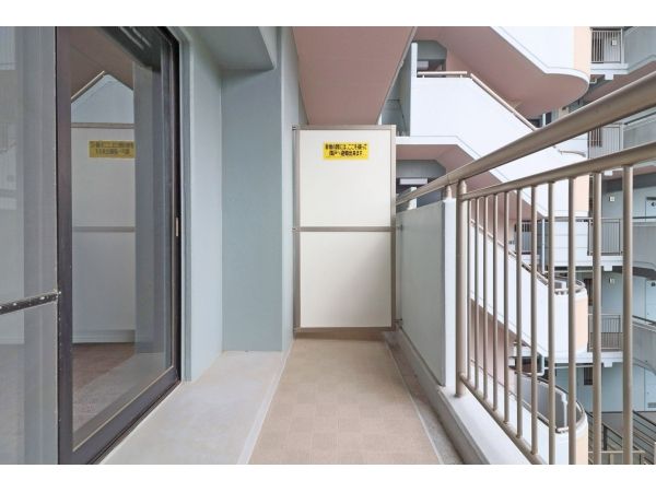 Renovated 3LDK Apartment in Kodaira, Tokyo - 88.96m2 - Thumbnail 3