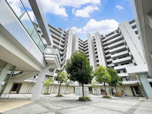 Proud City Oizumigakuen – 3LDK Apartment in Nerima, Tokyo - Thumbnail 2
