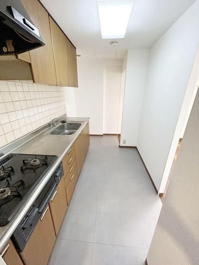 3LDK Apartment for Sale in Nijo-yonken, Sapporo - 78.09m² — Balcony, Nishi, Hokkaido