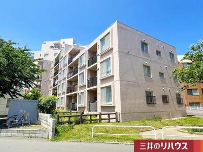 3LDK Apartment for Sale in Nijo-yonken, Sapporo - 78.09m² — Apartment, Nishi, Hokkaido