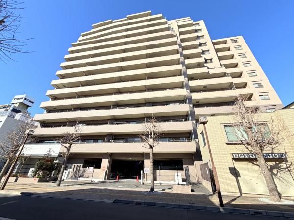 2LDK Apartment for Sale in Ichikawa, Chiba Near 3 Stations - Thumbnail 2