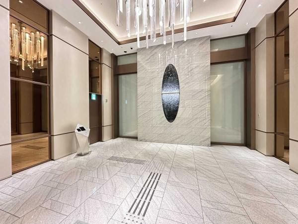 2LDK Apartment for Sale in Bunkyo-ku, Tokyo - Thumbnail 4