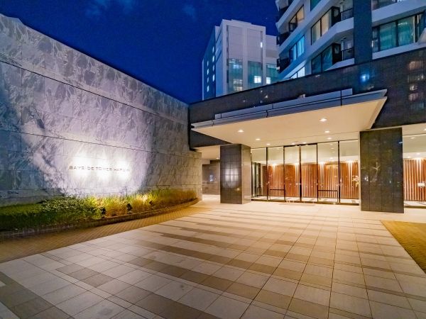 Top-Floor 2LDK Apartment in Harumi, Chuo-ku, Tokyo – 72.4 sqm - Thumbnail 4