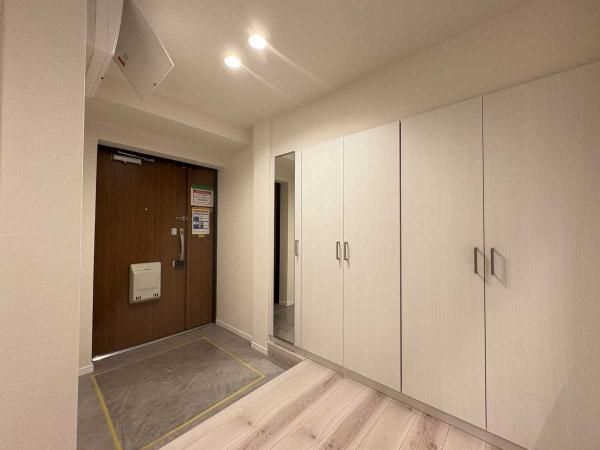 1LDK Apartment in Chiyoda, Tokyo – 47.74m² – Co-op Nomura Ichibancho - Thumbnail 4