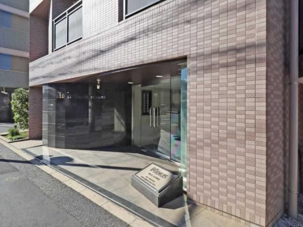 2LDK Top-Floor Apartment for Sale in Shinagawa, Tokyo - Thumbnail 4
