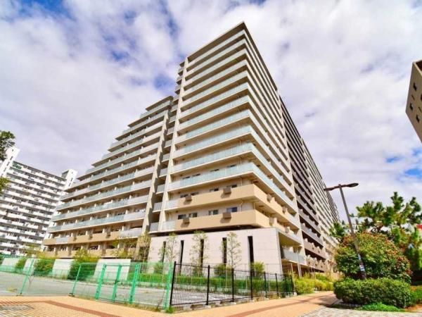 2LDK Apartment for Sale in Mihama-ku, Chiba City - Thumbnail 3