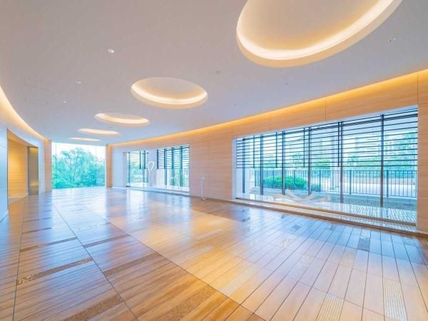Park Tower Harumi 2LDK Apartment for Sale in Tokyo - Thumbnail 4