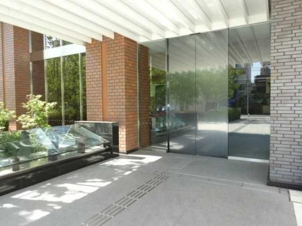 2LDK Apartment for Sale in Asakusa Tower, Taito-ku - Thumbnail 4
