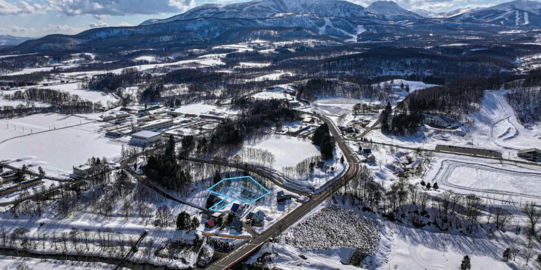 743 Tsubo Development Land for Sale in Kutchan, Near Station - Thumbnail 2