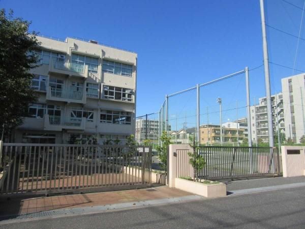 Renovated 3LDK Apartment in Itabashi, Tokyo - 64.05m² - Thumbnail 3