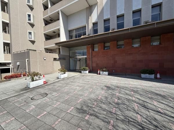 3LDK Apartment in Hirakata Garden Islands, Osaka - Thumbnail 4