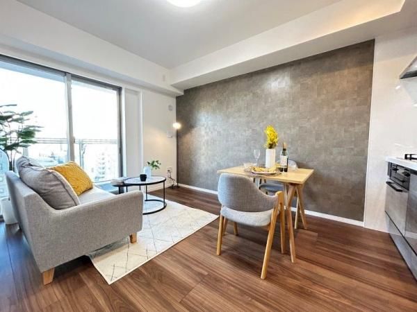 1LDK+S Apartment in Asakusa Tower, Taito Ward, Tokyo - Thumbnail 2