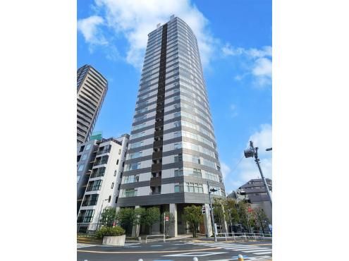 2LDK Condominium in Azabudai, Minato-ku, Tokyo - Thumbnail 4