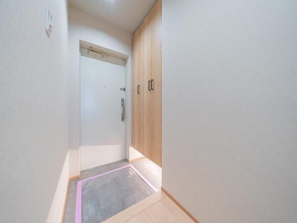 3LDK Apartment for Sale in Tokiwadai, Itabashi-ku, Tokyo - Thumbnail 2