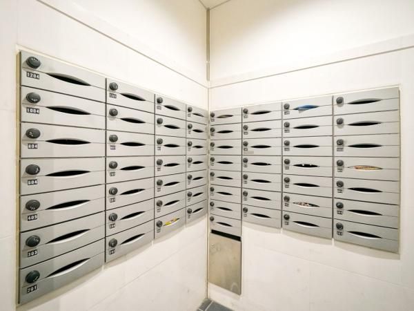 1R Apartment for Sale in Minami-Oi, Shinagawa, Tokyo - Thumbnail 2