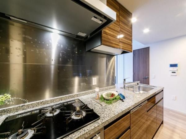 3LDK Apartment for Sale in Nisshin, Aichi - Thumbnail 3