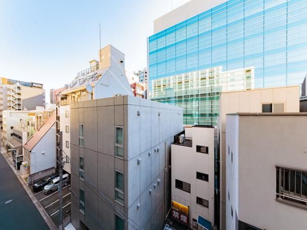 2LDK Apartment for Sale in Nihonbashi, Chuo-ku, Tokyo - Thumbnail 4