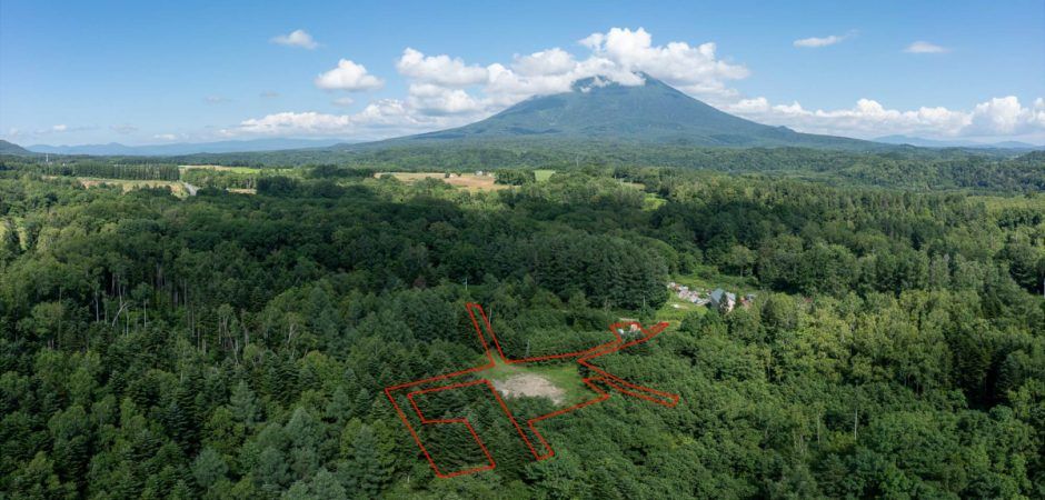 3,831 sqm Private Land for Sale in Kabayama, Niseko - Thumbnail 2