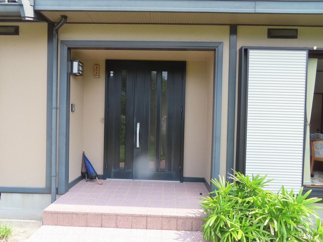 Spacious 6-Bedroom House in Nagasaki with Large Garden - Image 1