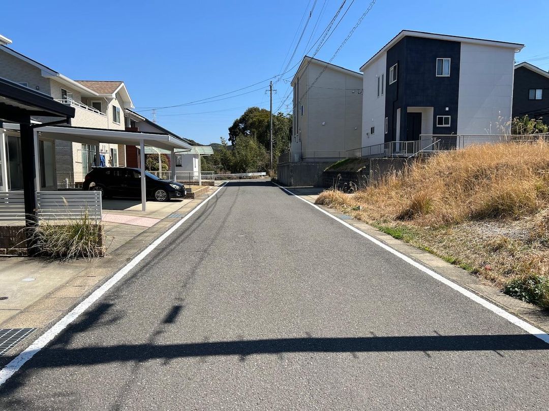 2018 All-Electric Solar Home with Garden in Nagasaki - Thumbnail 3