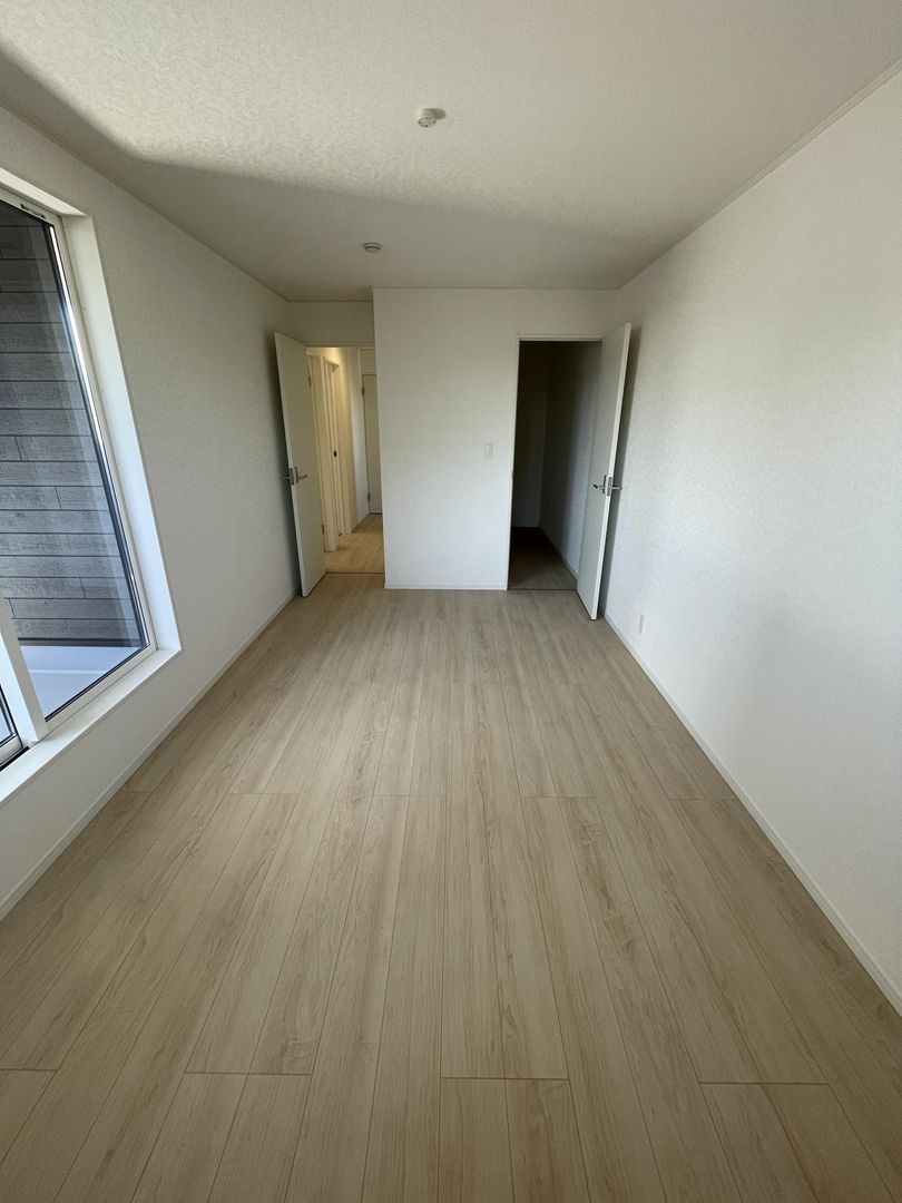 New 4LDK All-Electric House in Nagasaki Quiet Neighborhood - Thumbnail 4