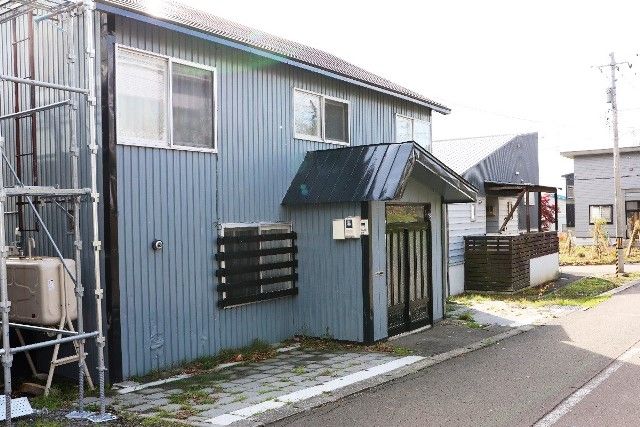 Niseko Town Fujimi House 6LDK for Sale in Hokkaido - Thumbnail 2