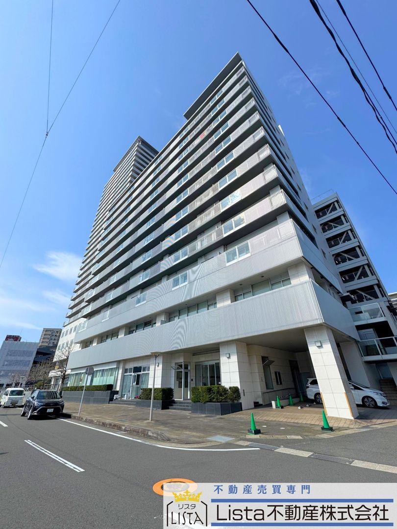 Tower City Nagasaki East Court 3LDK Apartment for Sale - Thumbnail 2