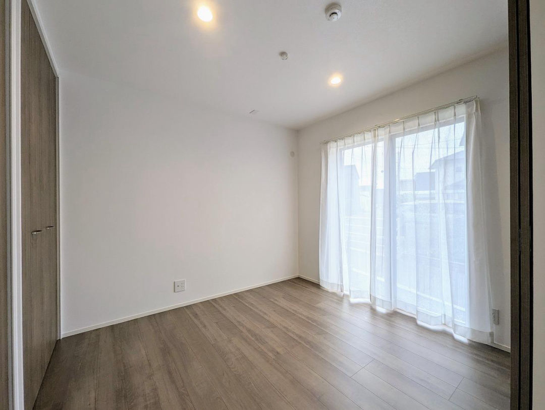 New 4LDK House in Omura, Nagasaki - Thumbnail 3