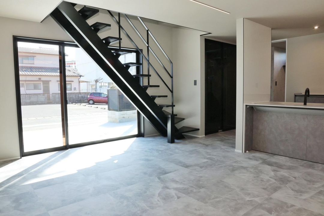 New 2024 3SLDK House with 3+ Parking in Sasebo, Nagasaki - Thumbnail 3