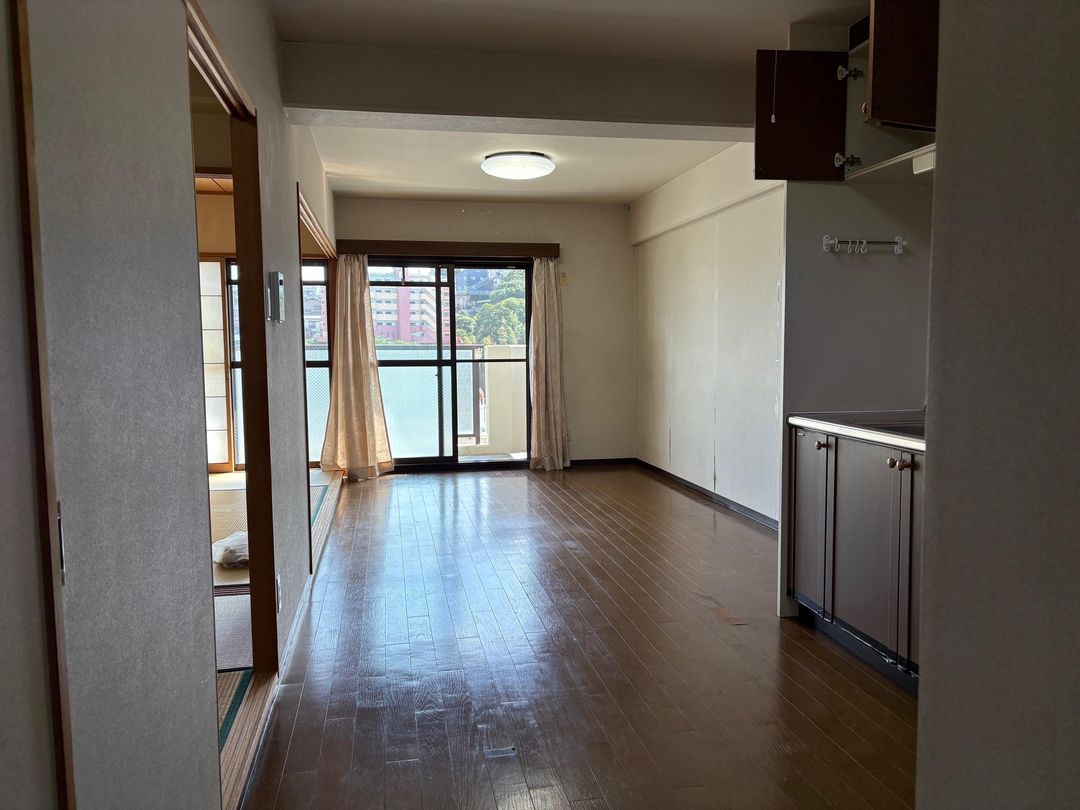 Trendy Iwaya 606 3LDK Apartment for Sale in Nagasaki - Thumbnail 3